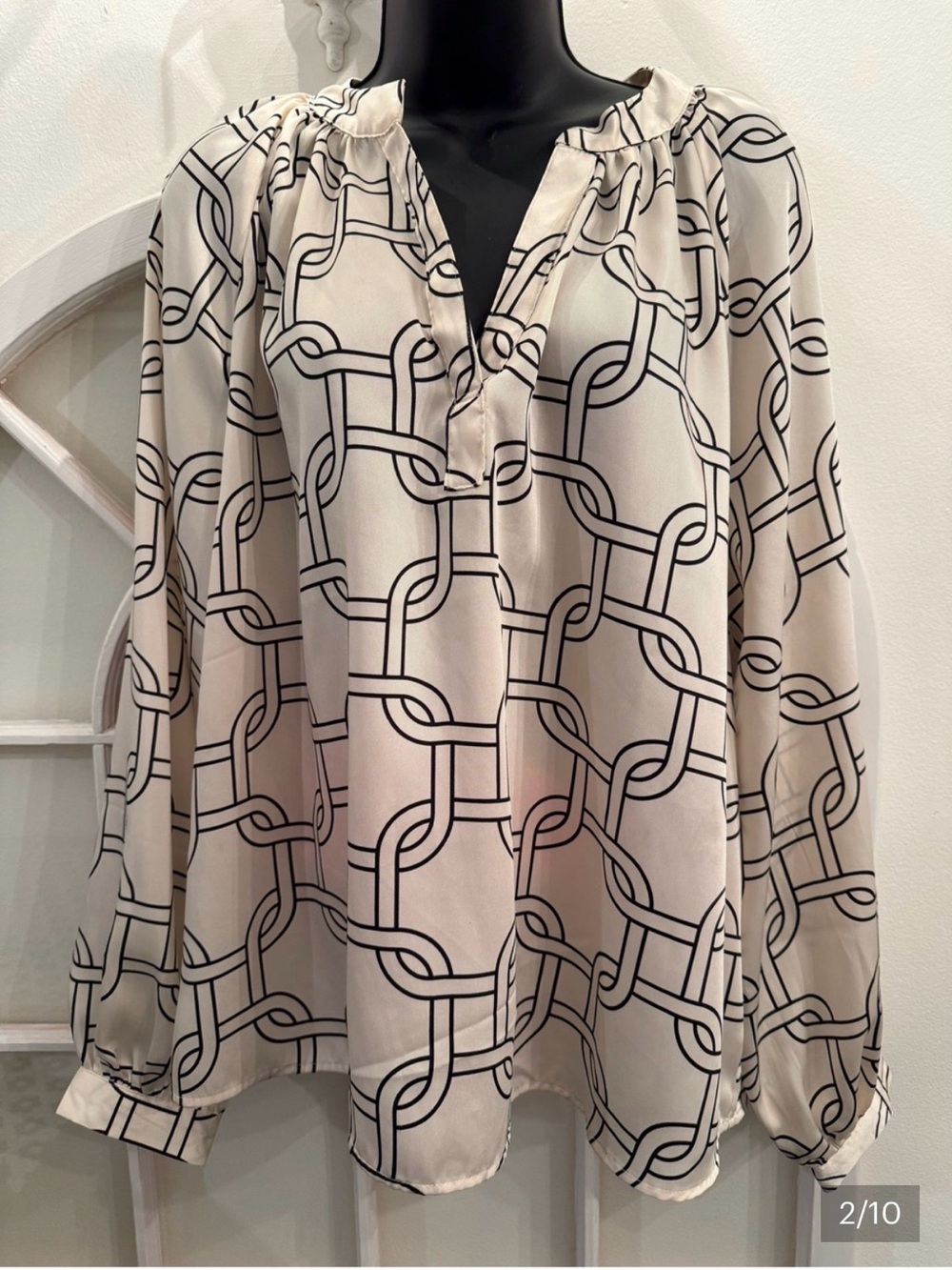 H&M Chain Link Print Split Neck Blouse Cream Black Oversized Medium